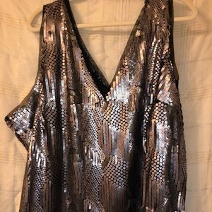 Sequin tank